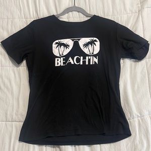 Black short sleeve shirt